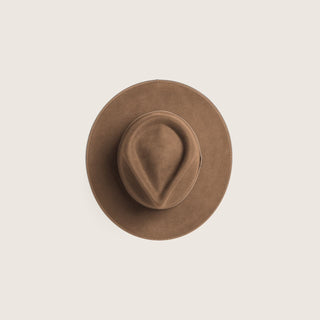 Top view of Will & Bear Calloway Tan Brown Wide Brim Fedora highlighting classic shape and leather band